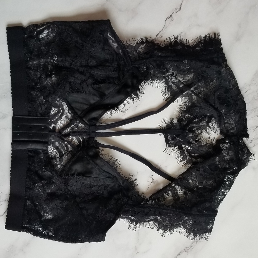 Bralette - Picture 6 of 7
